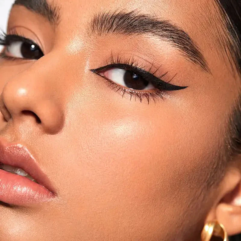 The Lovilds Dual-Head Eyeliner - Second Perfect Wing and Effortless Cat-Eye Maker + 50% OFF - Image 4
